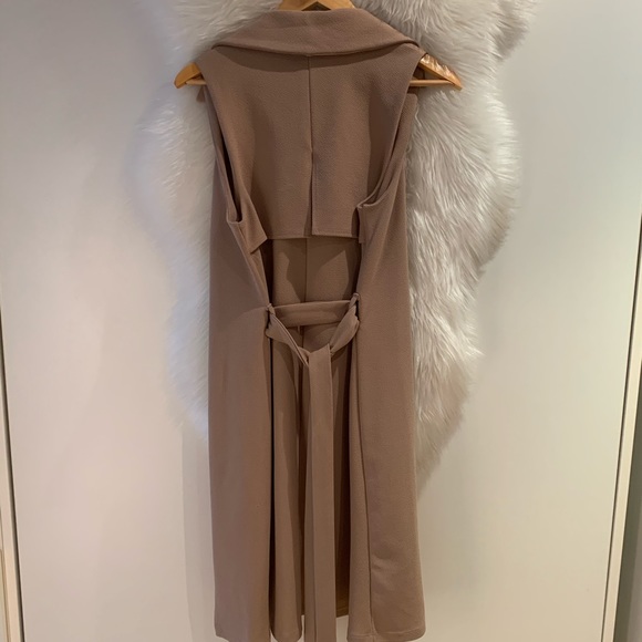 Sleeves soft trench coat - Picture 2 of 2